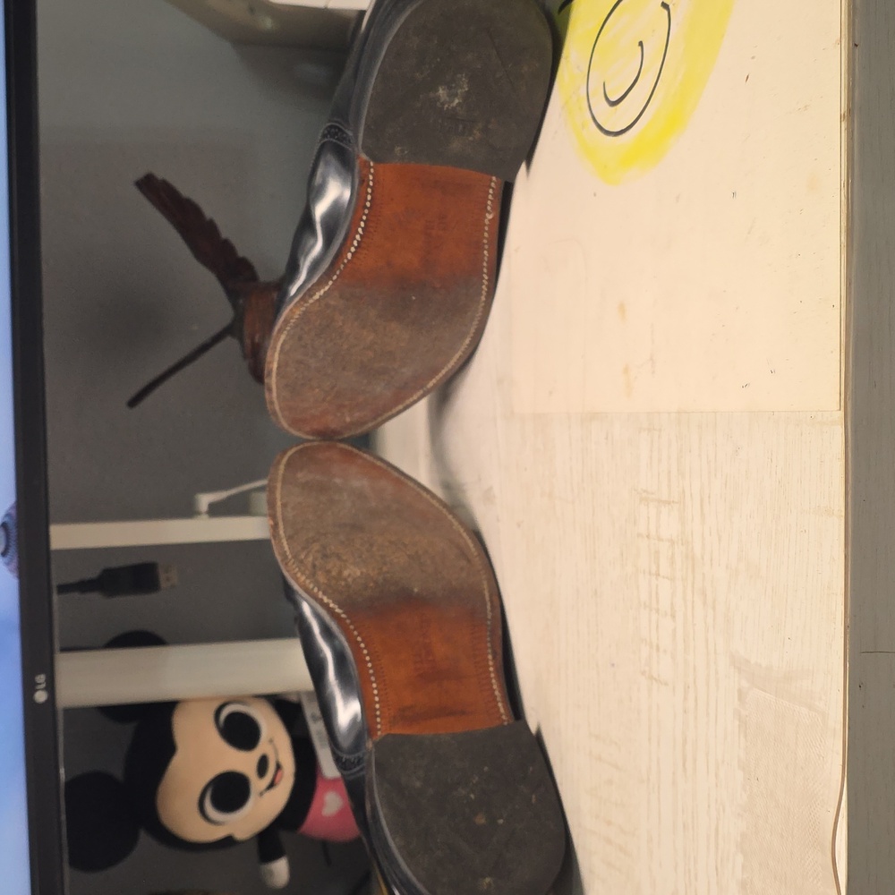 Allen Edmonds - Picture 8 of 13